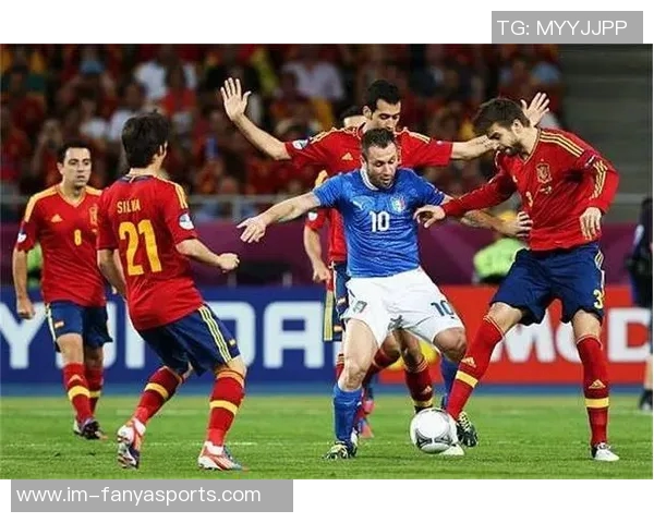 托蒂分析意甲夺冠形势国米那不勒斯与AC米兰是热门球队